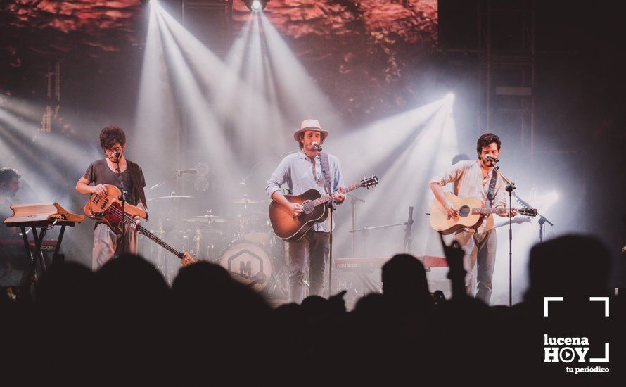 GALERÍA: Más de 3.200 espectadores vibraron con la música de Morat en la plaza de toros de Lucena