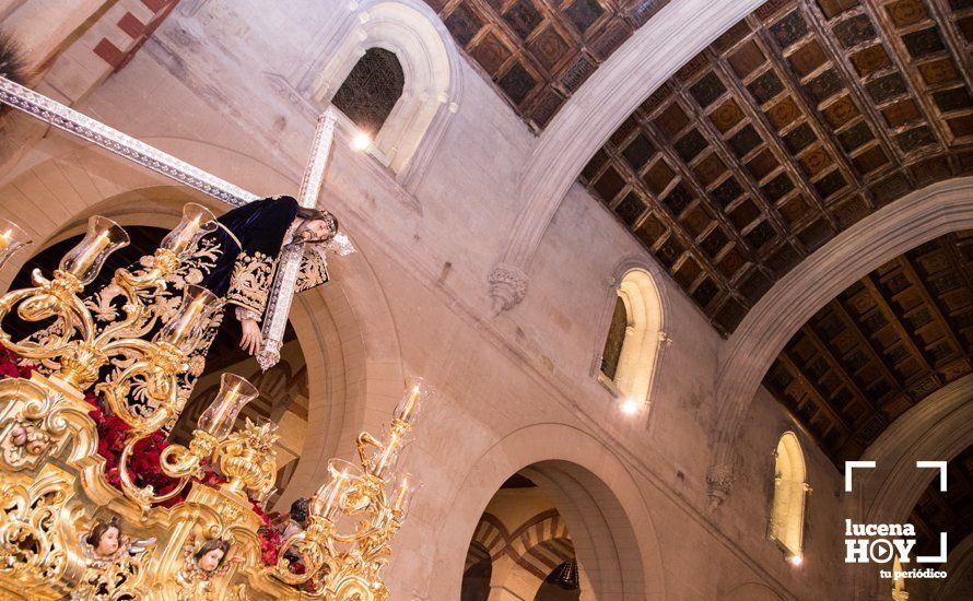 GALERÍA: La devoción nazarena de Lucena llena la Mezquita Catedral de Córdoba