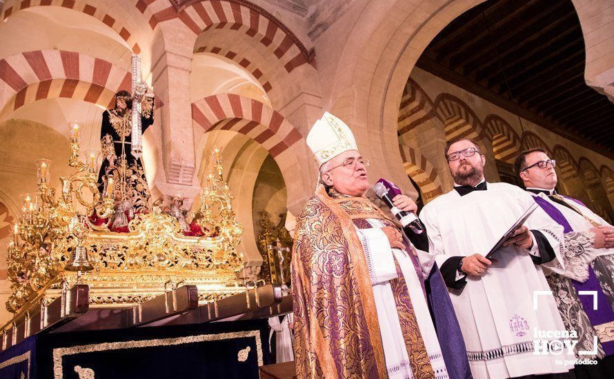 GALERÍA: La devoción nazarena de Lucena llena la Mezquita Catedral de Córdoba