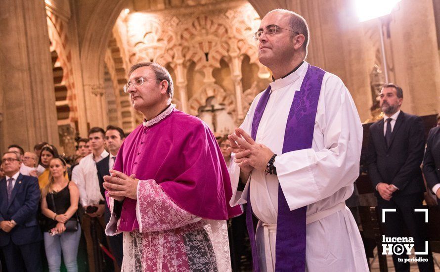 GALERÍA: La devoción nazarena de Lucena llena la Mezquita Catedral de Córdoba