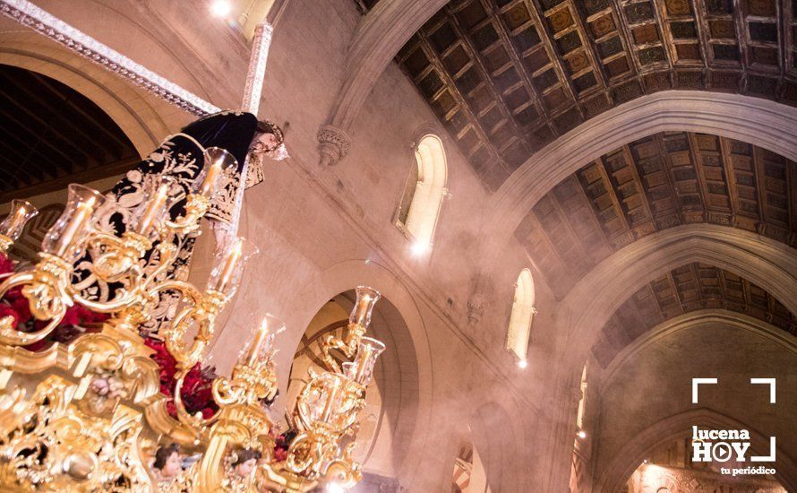 GALERÍA: La devoción nazarena de Lucena llena la Mezquita Catedral de Córdoba