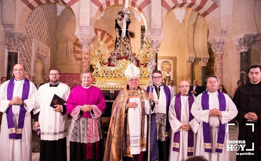 GALERÍA: La devoción nazarena de Lucena llena la Mezquita Catedral de Córdoba