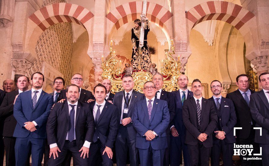 GALERÍA: La devoción nazarena de Lucena llena la Mezquita Catedral de Córdoba