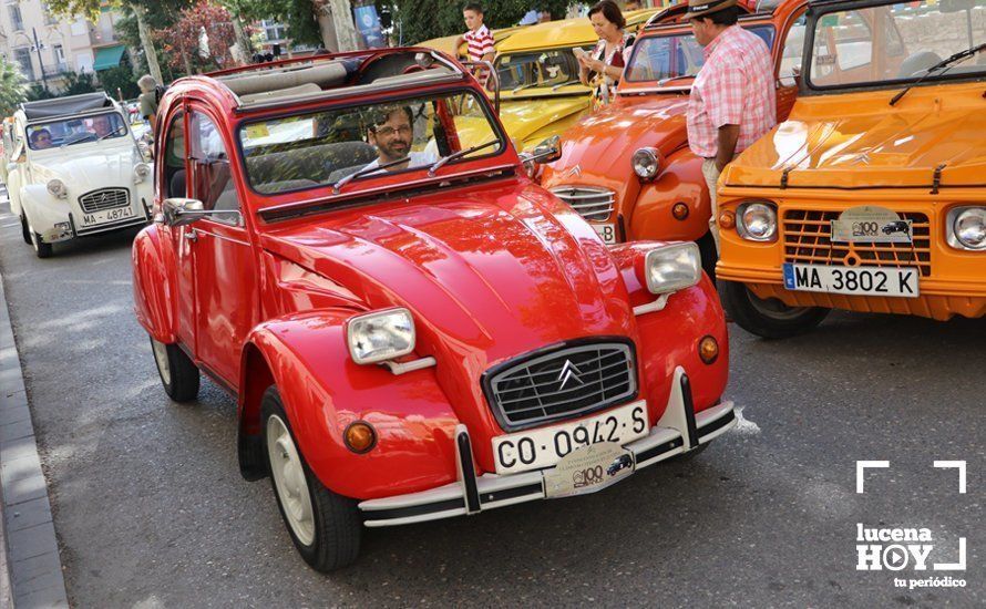 GALERÍA: Medio centenar de vehículos históricos toman parte en la I Concentración de Clásicos Citroën