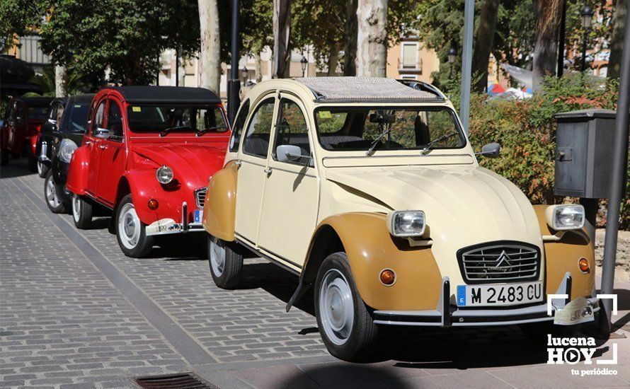 GALERÍA: Medio centenar de vehículos históricos toman parte en la I Concentración de Clásicos Citroën