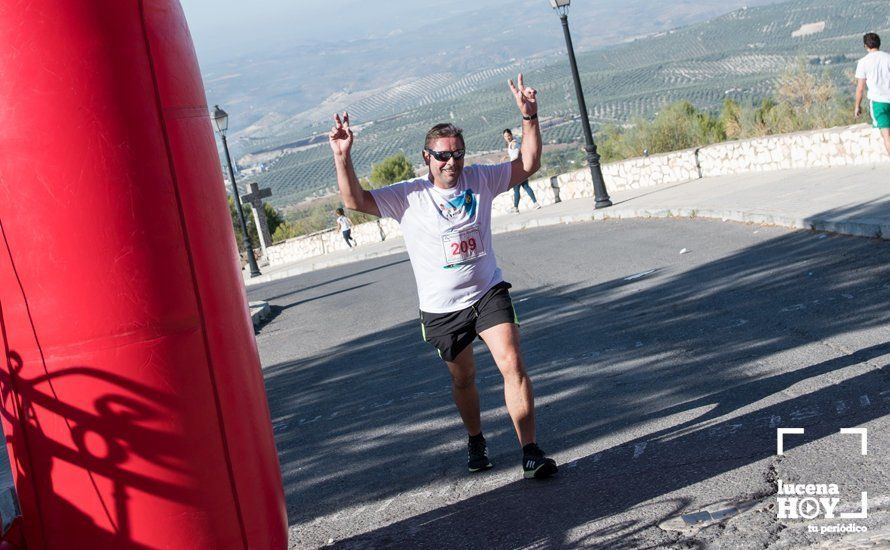 GALERÍA: III Subida al Santuario de Aras: Una carrera, un paseo y una fiesta