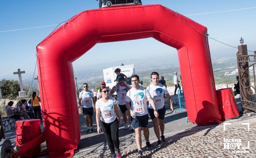 GALERÍA: III Subida al Santuario de Aras: Una carrera, un paseo y una fiesta