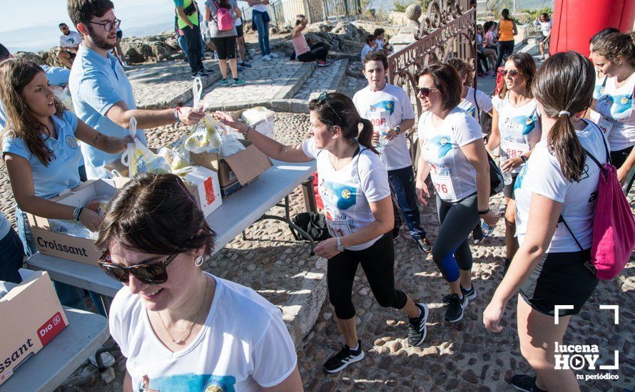 GALERÍA: III Subida al Santuario de Aras: Una carrera, un paseo y una fiesta