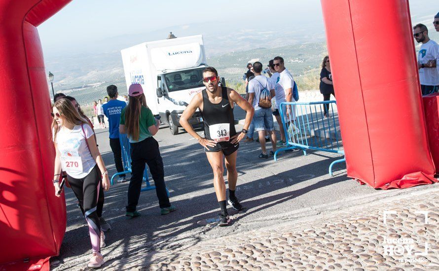 GALERÍA: III Subida al Santuario de Aras: Una carrera, un paseo y una fiesta