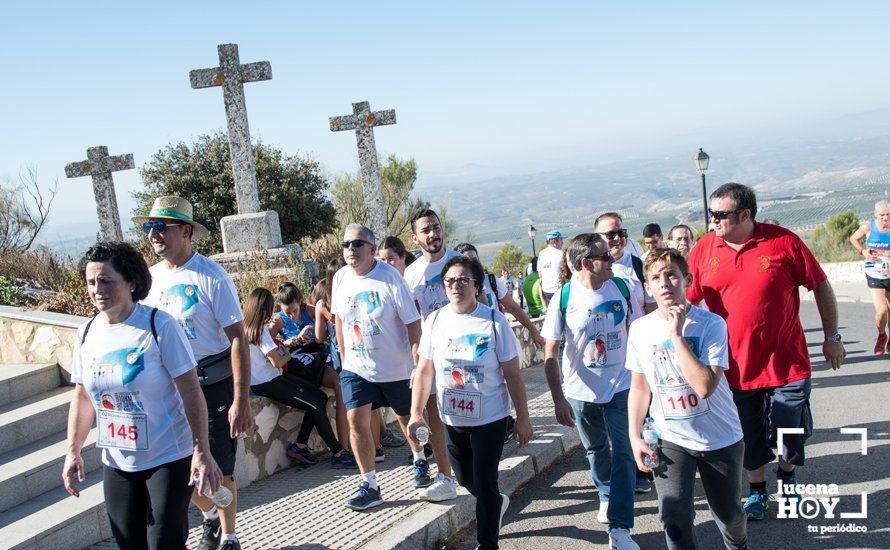 GALERÍA: III Subida al Santuario de Aras: Una carrera, un paseo y una fiesta