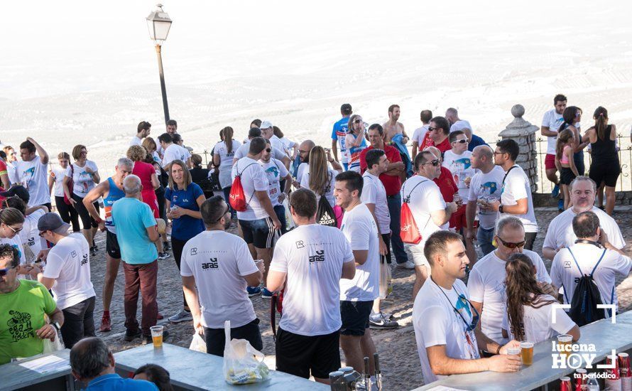 GALERÍA: III Subida al Santuario de Aras: Una carrera, un paseo y una fiesta