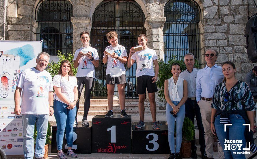 GALERÍA: III Subida al Santuario de Aras: Una carrera, un paseo y una fiesta