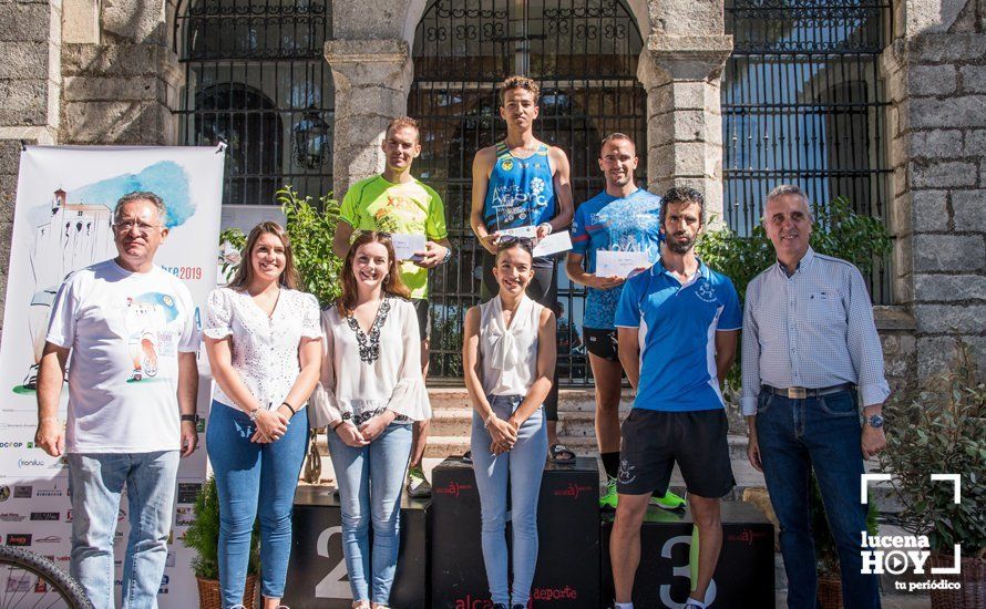 GALERÍA: III Subida al Santuario de Aras: Una carrera, un paseo y una fiesta