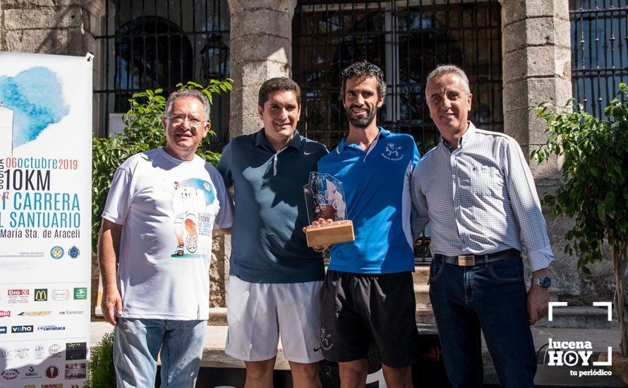 GALERÍA: III Subida al Santuario de Aras: Una carrera, un paseo y una fiesta