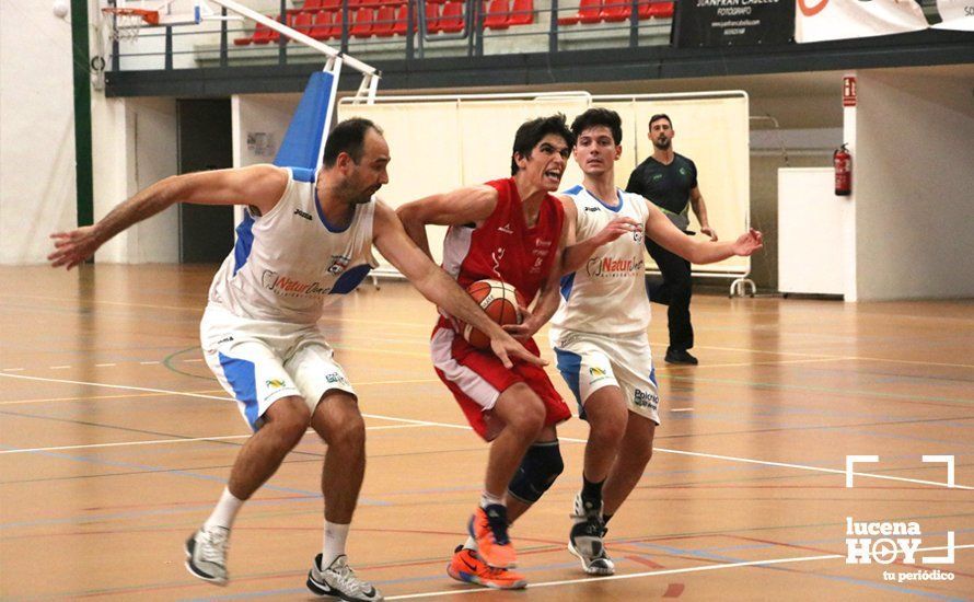 GALERÍA: El Club Baloncesto Ciudad de Lucena se queda a las puertas de la remontada frente al Udenci Encinarejo (64-65)