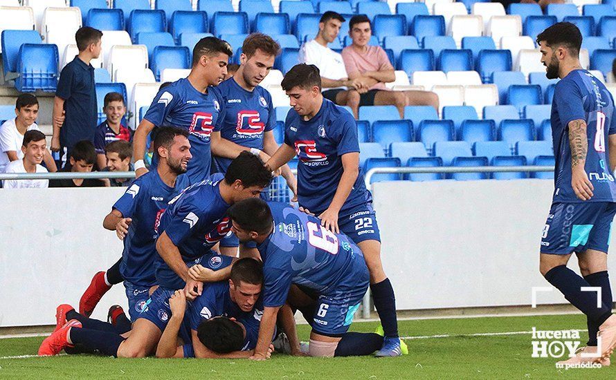 GALERÍA: El Lucecor vuelve a la senda de la victoria frente al Alcázar (2-0)