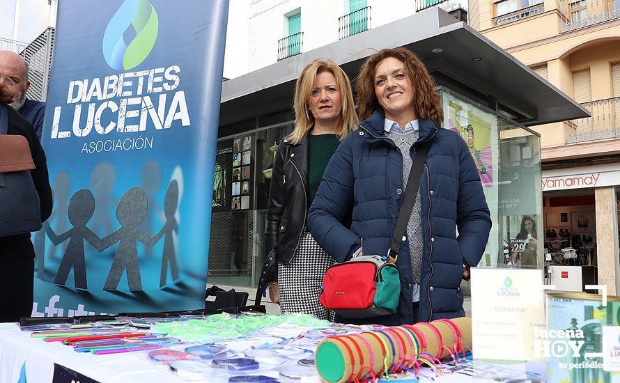 GALERÍA: La Plaza Nueva se llena de actividades saludables de la mano de las asociaciones locales