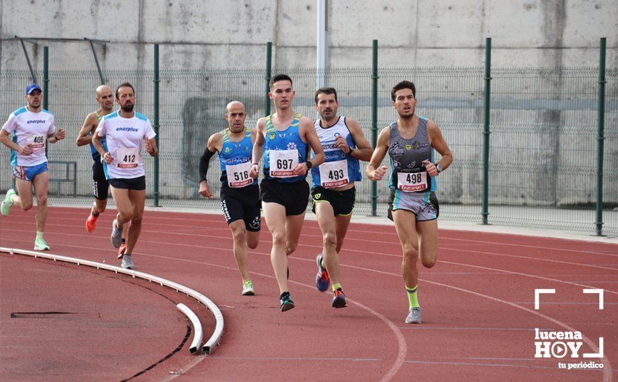 GALERÍA I: XXI Carrera Popular Ciudad de Lucena: Todo el mundo a correr: La salida y el recorrido urbano