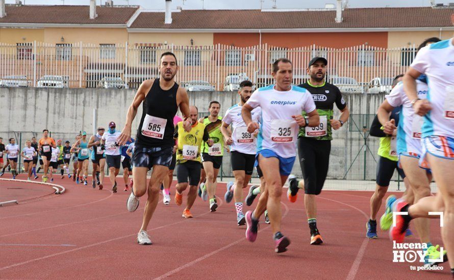 GALERÍA I: XXI Carrera Popular Ciudad de Lucena: Todo el mundo a correr: La salida y el recorrido urbano