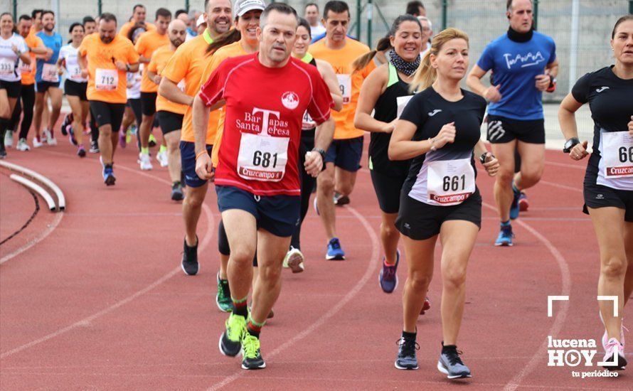 GALERÍA I: XXI Carrera Popular Ciudad de Lucena: Todo el mundo a correr: La salida y el recorrido urbano