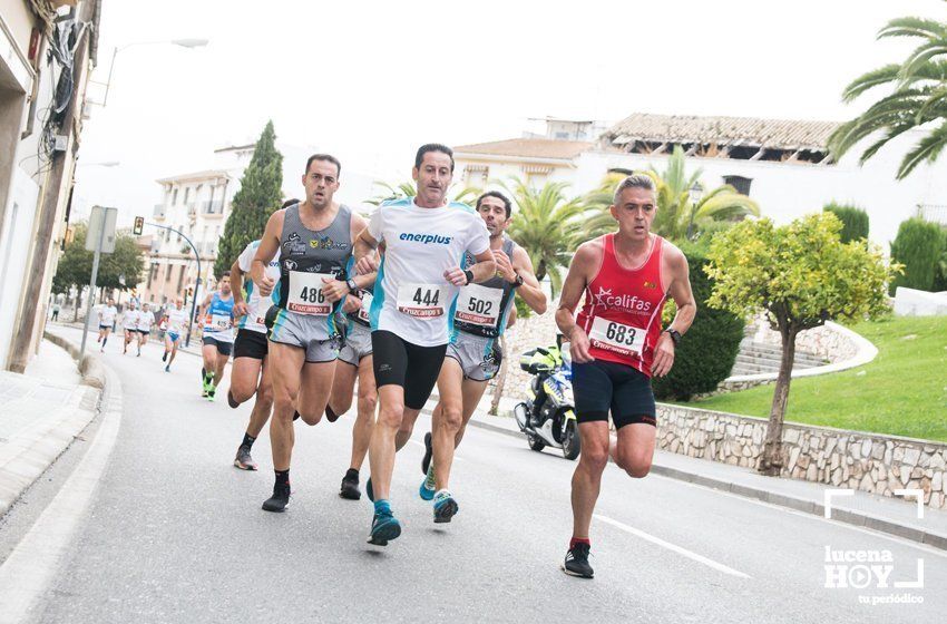 GALERÍA I: XXI Carrera Popular Ciudad de Lucena: Todo el mundo a correr: La salida y el recorrido urbano