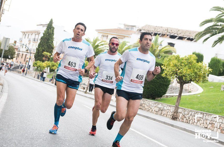 GALERÍA I: XXI Carrera Popular Ciudad de Lucena: Todo el mundo a correr: La salida y el recorrido urbano