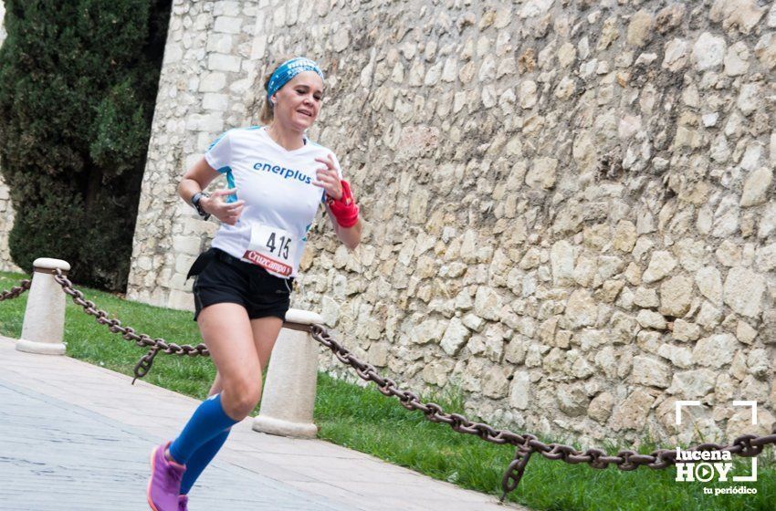 GALERÍA I: XXI Carrera Popular Ciudad de Lucena: Todo el mundo a correr: La salida y el recorrido urbano