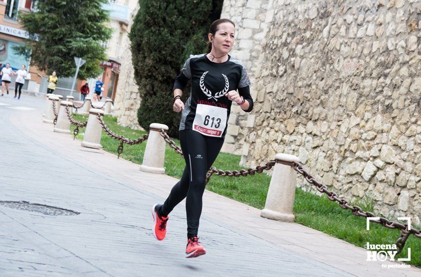 GALERÍA I: XXI Carrera Popular Ciudad de Lucena: Todo el mundo a correr: La salida y el recorrido urbano