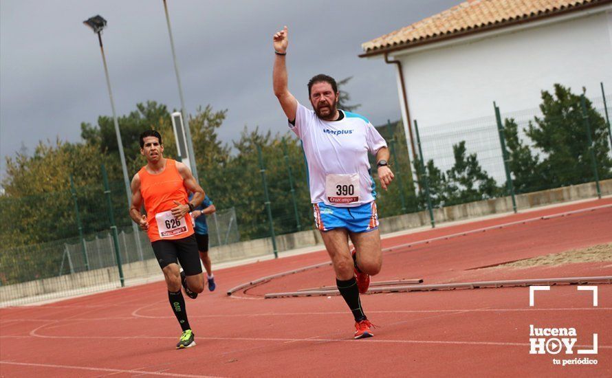 GALERÍA II: XXI Carrera Popular de Lucena / Línea de meta y podios de la prueba absoluta