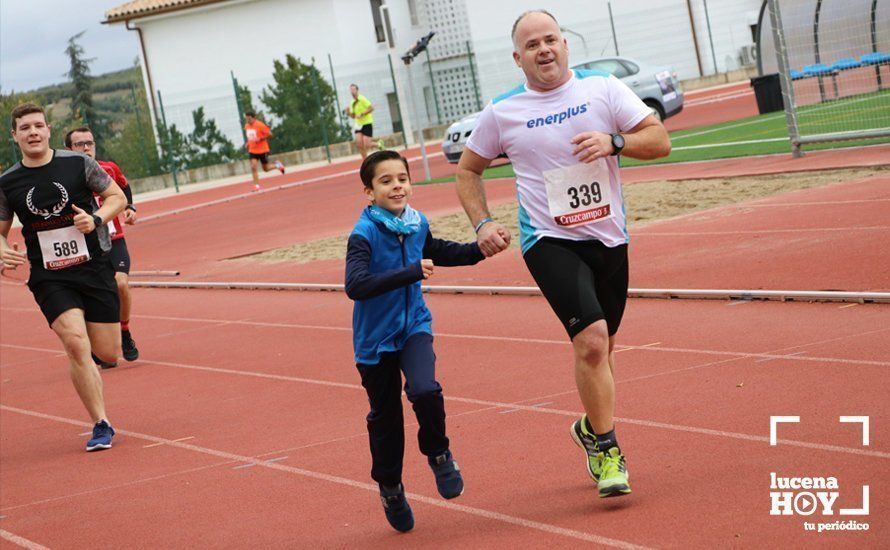 GALERÍA II: XXI Carrera Popular de Lucena / Línea de meta y podios de la prueba absoluta