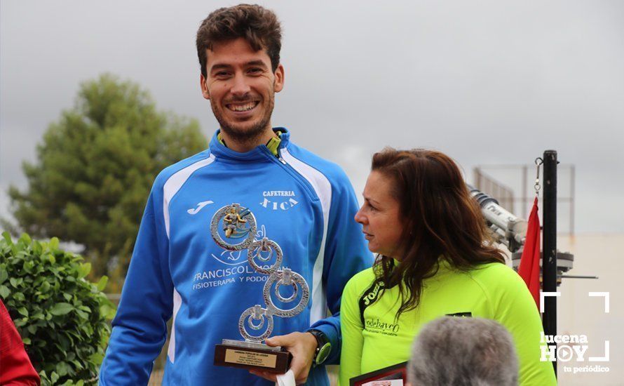 GALERÍA II: XXI Carrera Popular de Lucena / Línea de meta y podios de la prueba absoluta