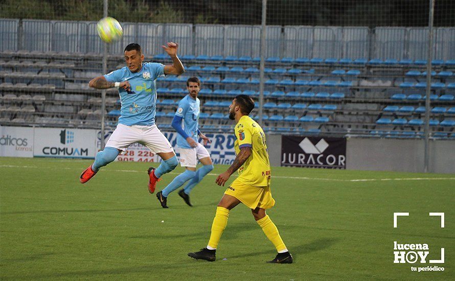 GALERÍA: El Ciudad de Lucena sigue pisando fuerte y derrota al Conil (2-1)