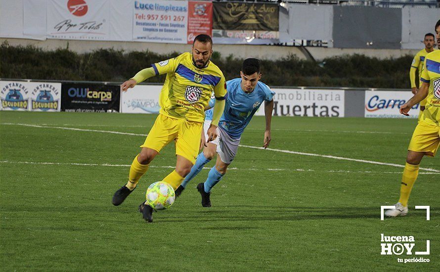 GALERÍA: El Ciudad de Lucena sigue pisando fuerte y derrota al Conil (2-1)