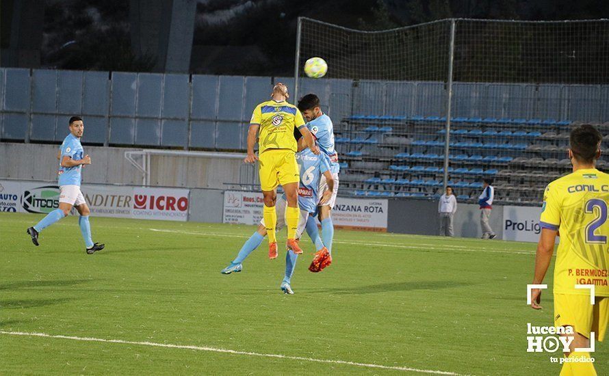 GALERÍA: El Ciudad de Lucena sigue pisando fuerte y derrota al Conil (2-1)