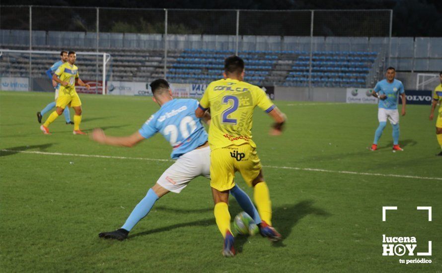GALERÍA: El Ciudad de Lucena sigue pisando fuerte y derrota al Conil (2-1)