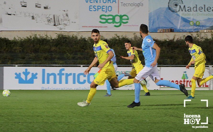 GALERÍA: El Ciudad de Lucena sigue pisando fuerte y derrota al Conil (2-1)