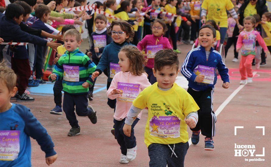 GALERÍA: Los niños del CEIP Antonio Machado corren para ayudar a un niño keniata que será intervenido en Granada