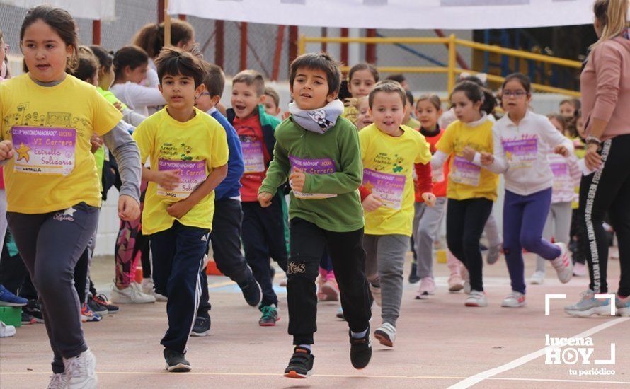 GALERÍA: Los niños del CEIP Antonio Machado corren para ayudar a un niño keniata que será intervenido en Granada