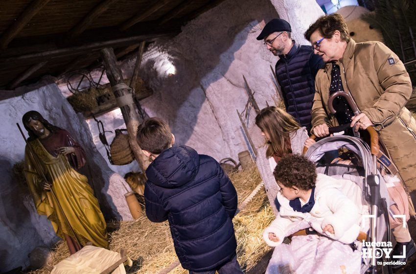 GALERÍA: La inauguración del poblado de Belén de la Plaza Nueva abre la Navidad en Lucena