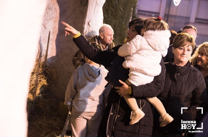 GALERÍA: La inauguración del poblado de Belén de la Plaza Nueva abre la Navidad en Lucena