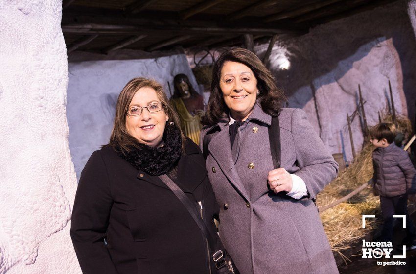 GALERÍA: La inauguración del poblado de Belén de la Plaza Nueva abre la Navidad en Lucena