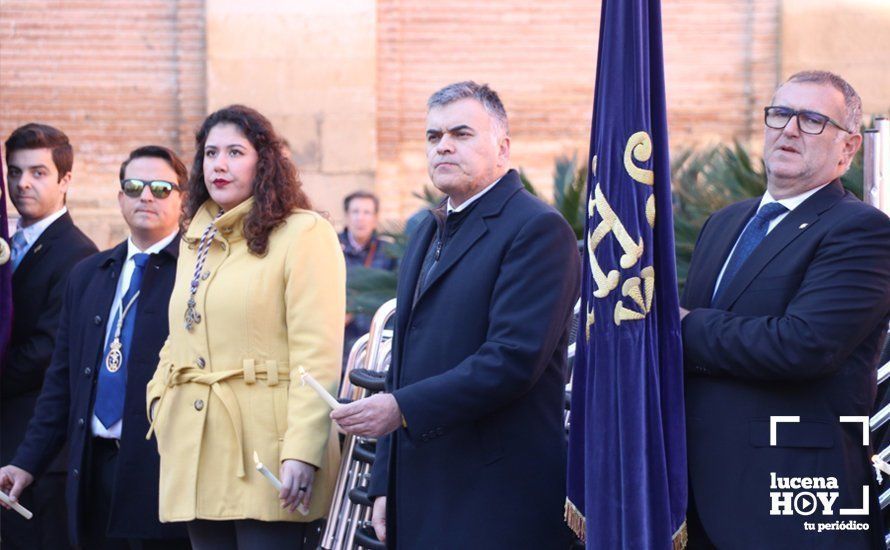 GALERÍA: Las imágenes de la Procesión de Estandartes de la Agrupación de Cofradías ante el monumento a la Inmaculada Concepción