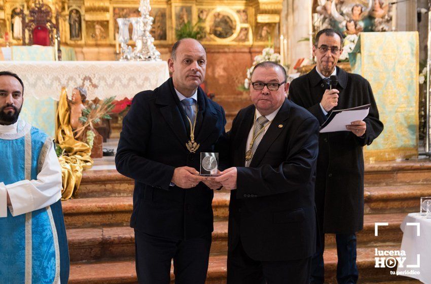 GALERÍA: La Agrupación de Cofradías cierra su 75 Aniversario con la entrega de las medallas conmemorativas de esta efemérides