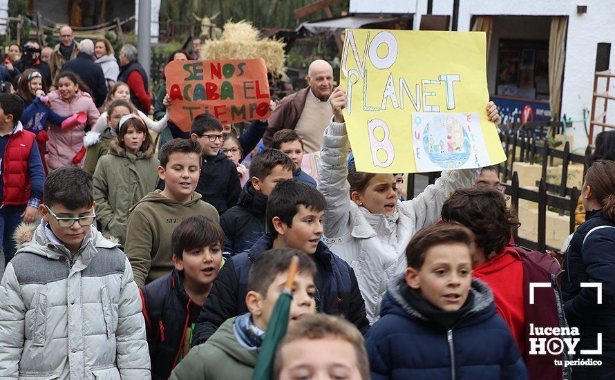 GALERÍA: Los escolares lucentinos también se manifiestan para exigir medidas ante la emergencia climática