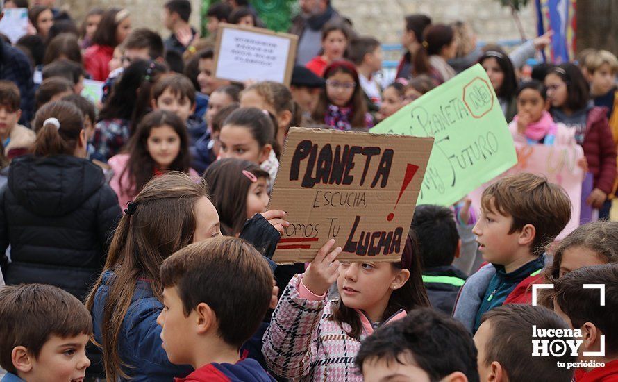 GALERÍA: Los escolares lucentinos también se manifiestan para exigir medidas ante la emergencia climática