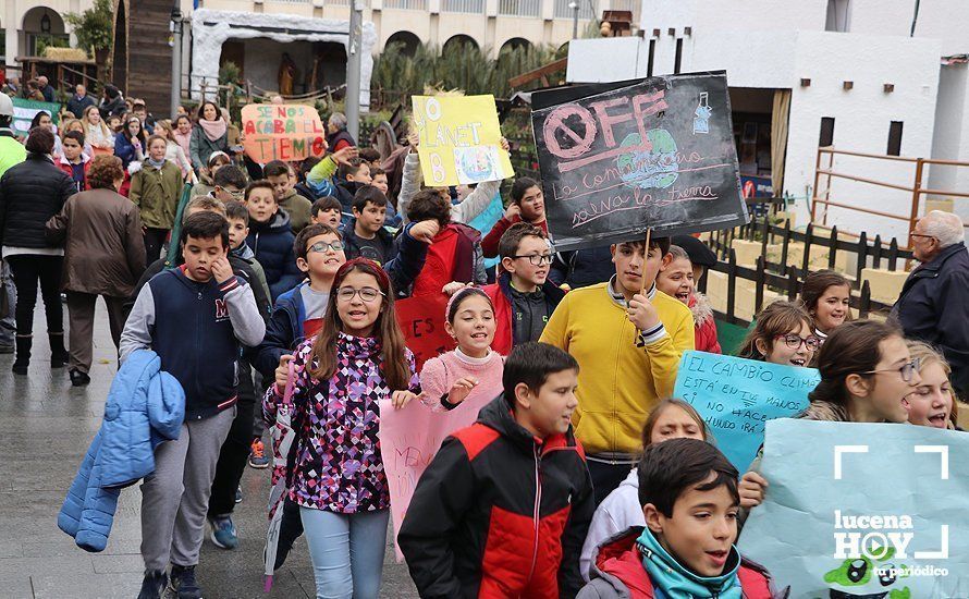 GALERÍA: Los escolares lucentinos también se manifiestan para exigir medidas ante la emergencia climática