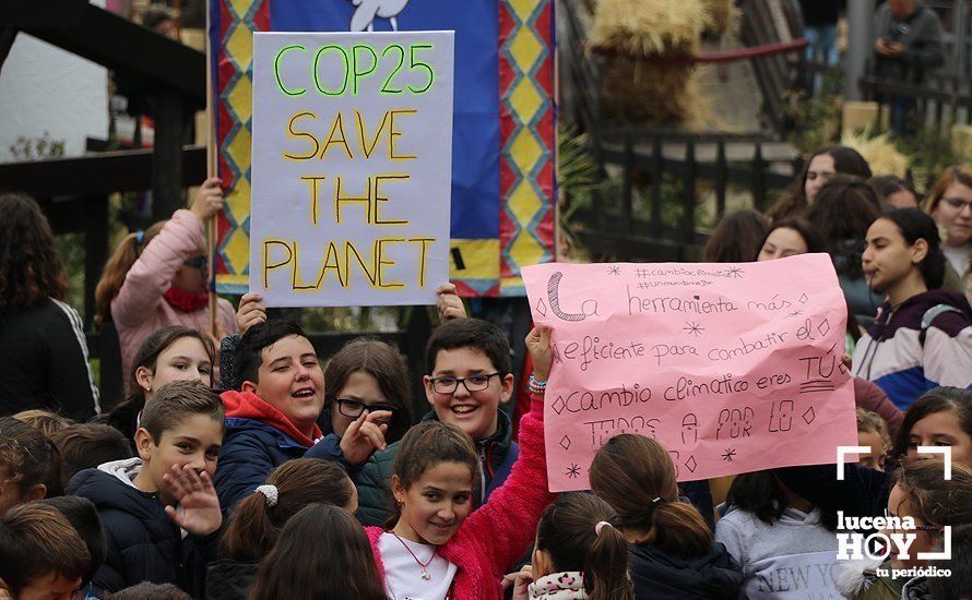 GALERÍA: Los escolares lucentinos también se manifiestan para exigir medidas ante la emergencia climática