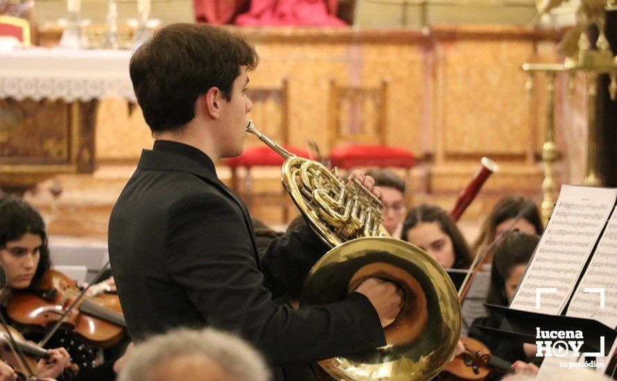 GALERÍA: Brillante concierto de Navidad de la Coral Lucentina y la Orquesta del Conservatorio de Lucena