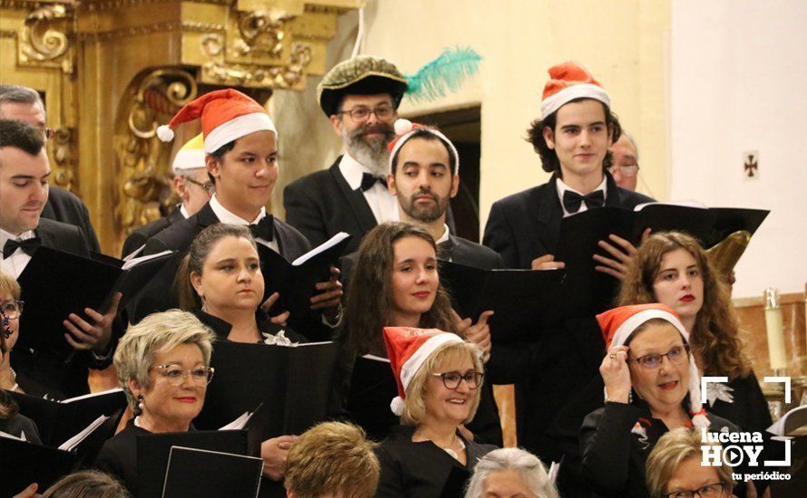 GALERÍA: Brillante concierto de Navidad de la Coral Lucentina y la Orquesta del Conservatorio de Lucena