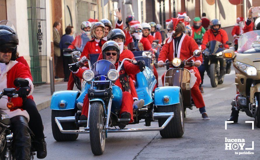 GALERÍA: Más de 200 "papanoeles" se pasean en moto por la ciudad para repartir regalos